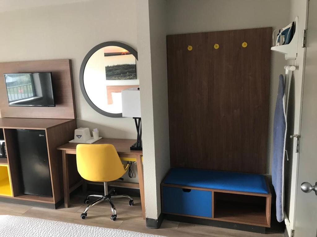 Days Inn By Wyndham ויינלנד מראה חיצוני תמונה