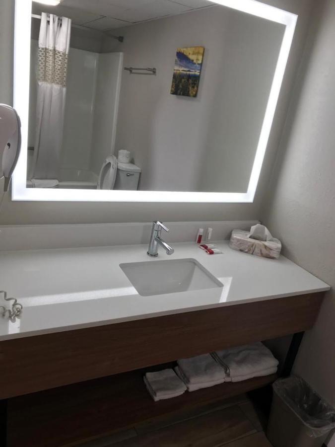 Days Inn By Wyndham ויינלנד מראה חיצוני תמונה